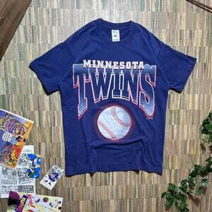 Vintage 90s Single Stitch Minnesota Twins AOP Tee Mens Large MLB Baseball Shirt